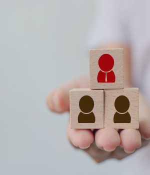¿Cuáles son las principales obligaciones del empleador al contratar personal?